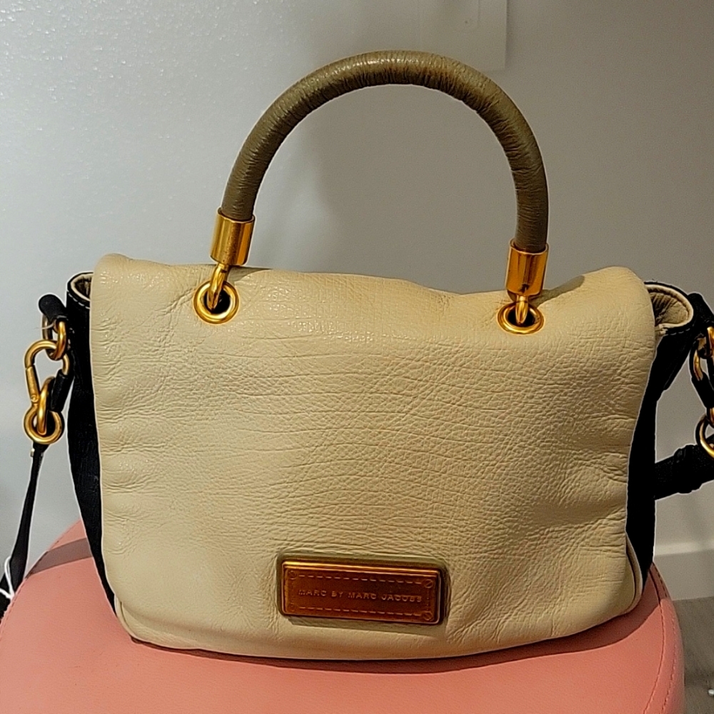 70.Marc Jacob Authentic Bag